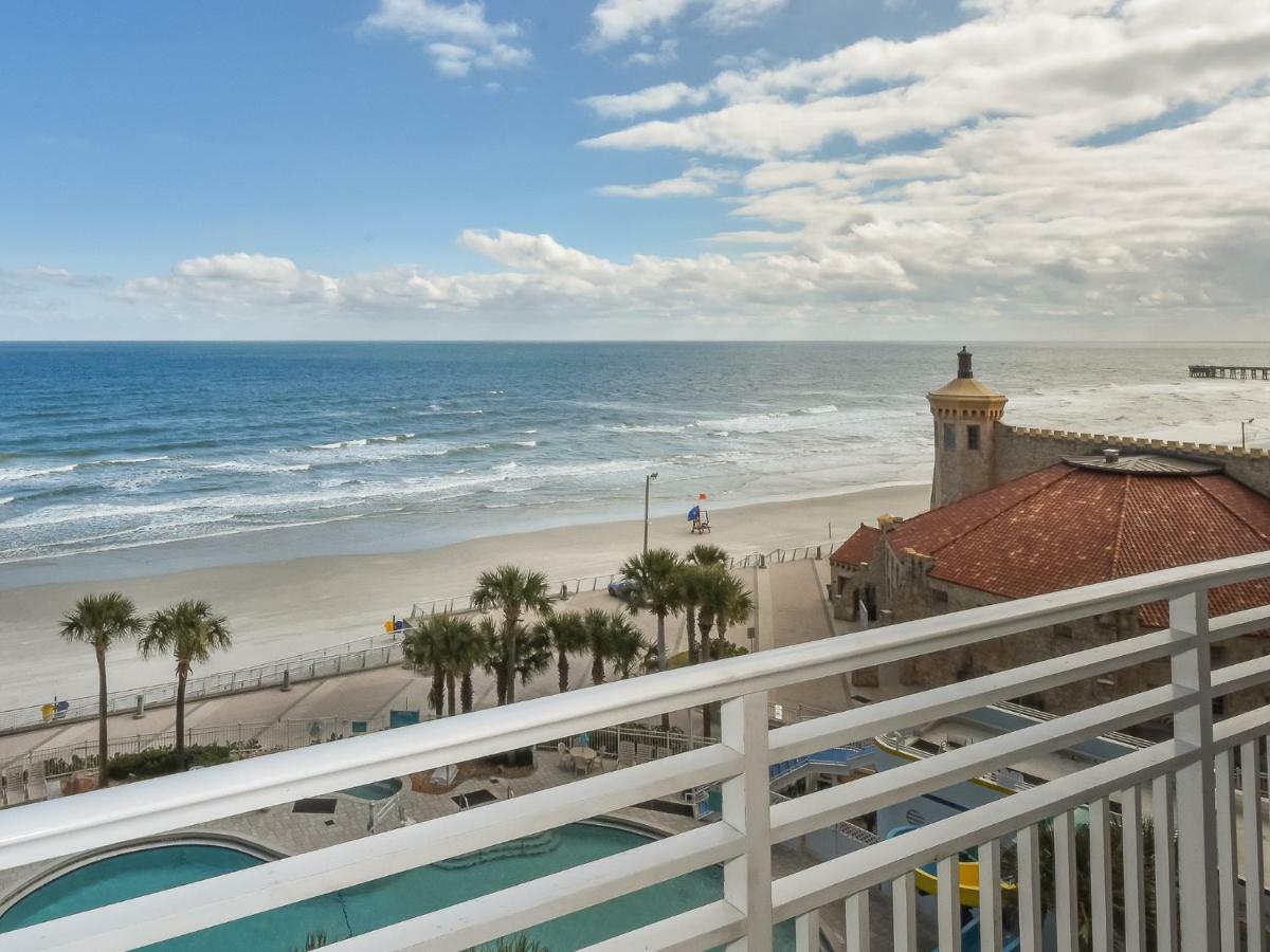 Resort Ocean Walk