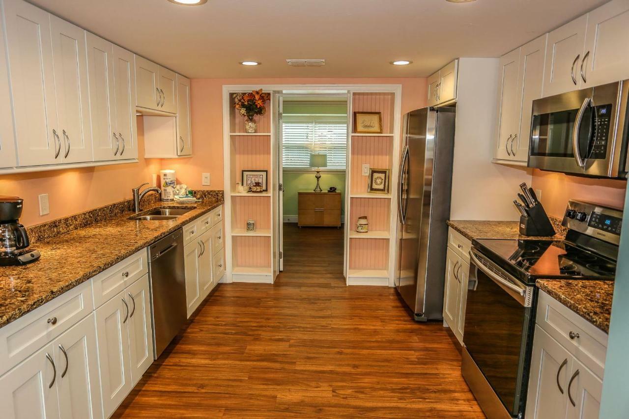 Holiday home 203 Fairweather C Fort Myers Beach