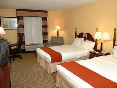 Express & East I-10 By Ihg Hotel Milton