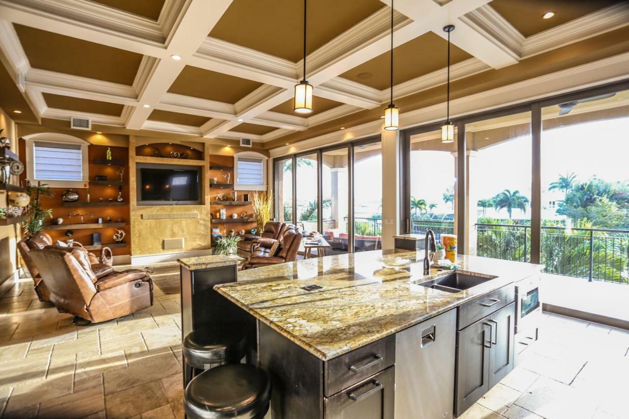 425 Palermo Circle *