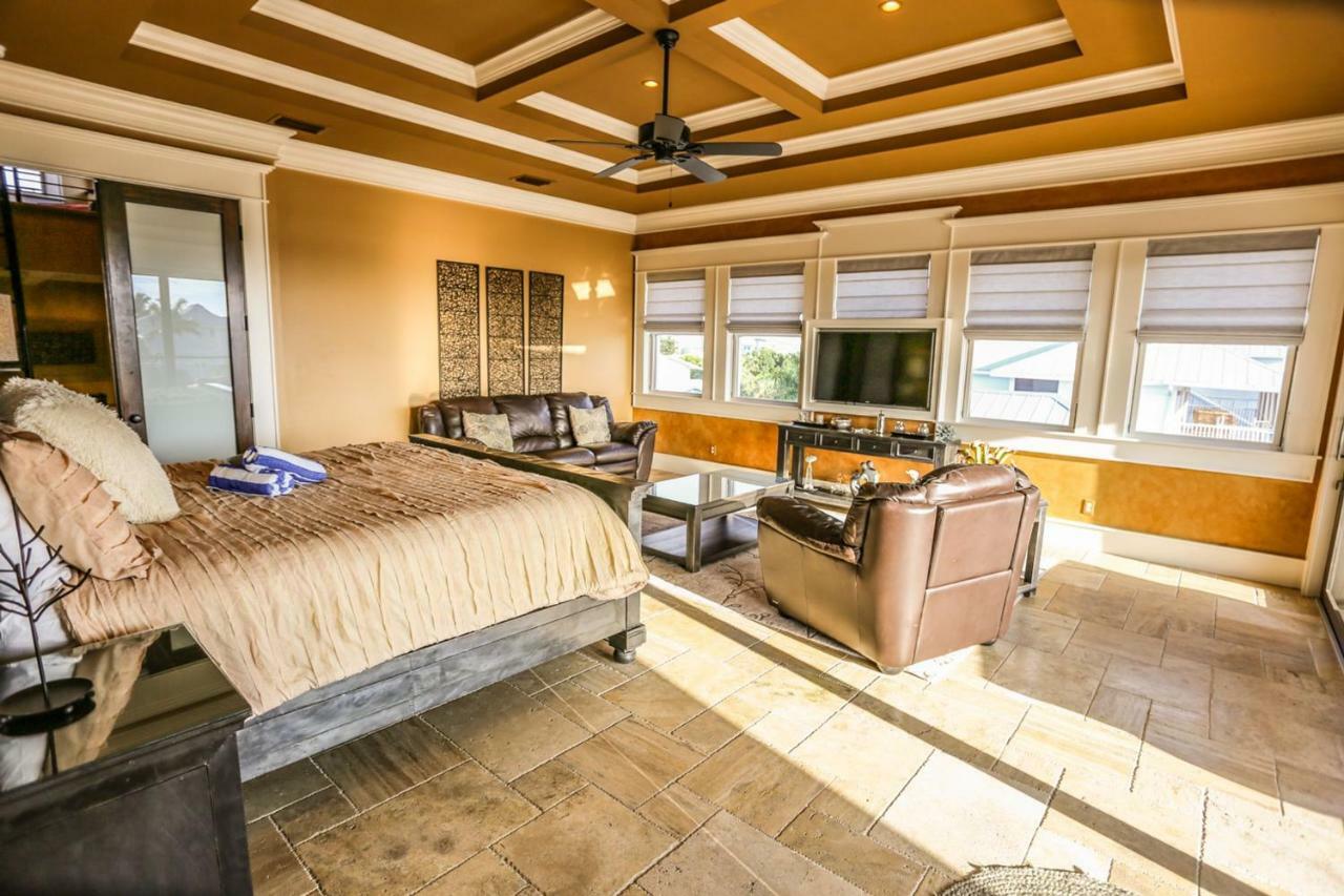 425 Palermo Circle *