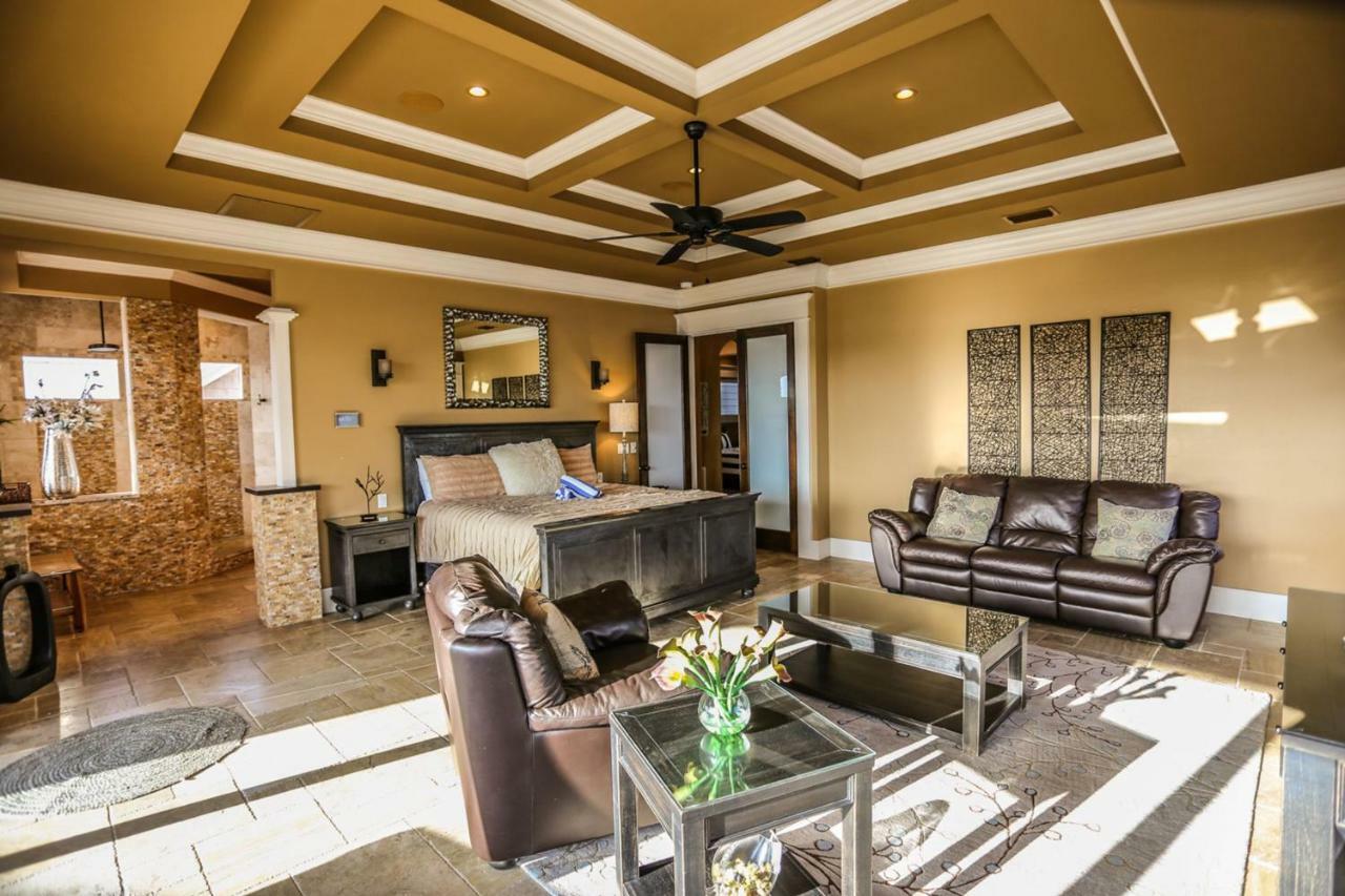 425 Palermo Circle
