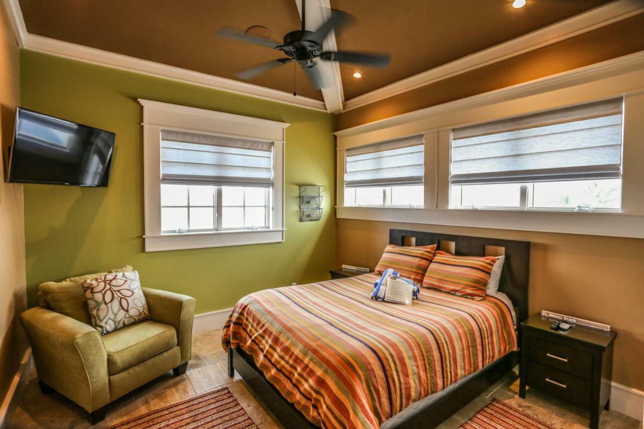 Holiday home 425 Palermo Circle