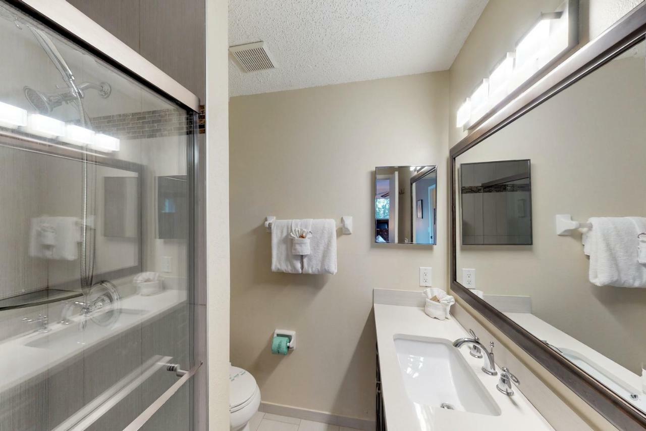 North Village 27 Apartment *