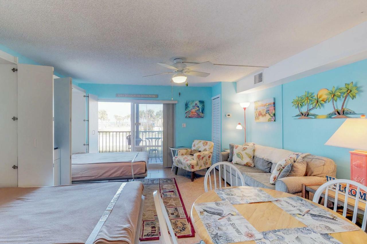 Mariners Cove Apartment *
