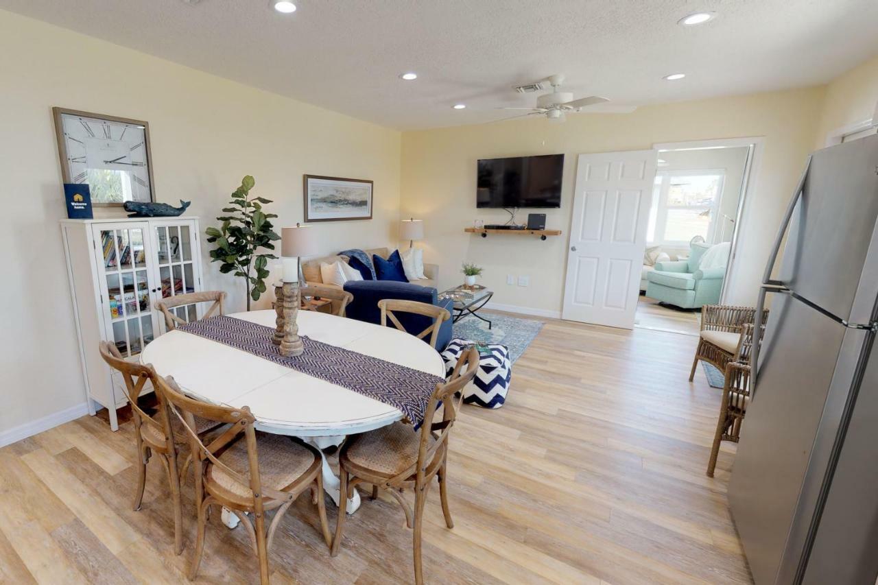 The Pink House Holiday home Cocoa Beach