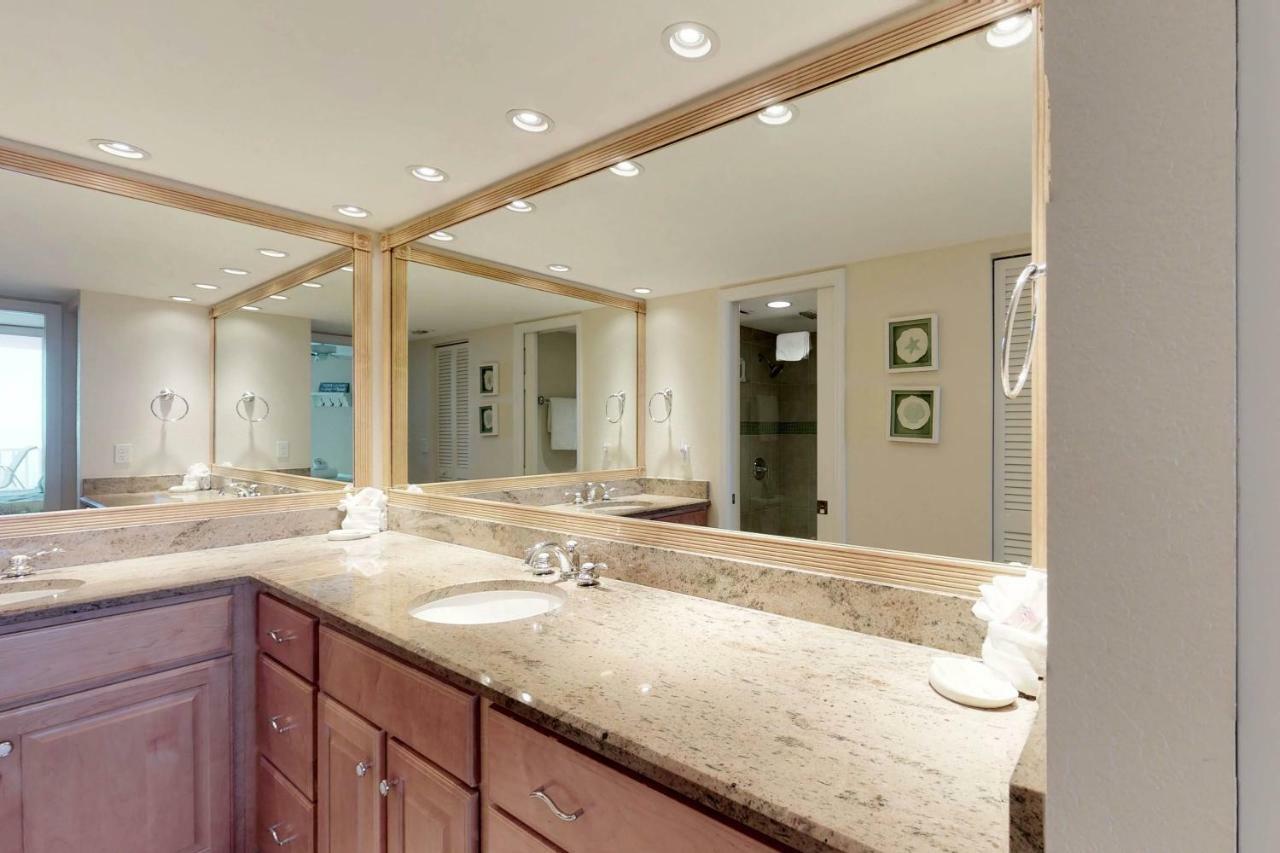 Anna Maria Island Club Unit17s *