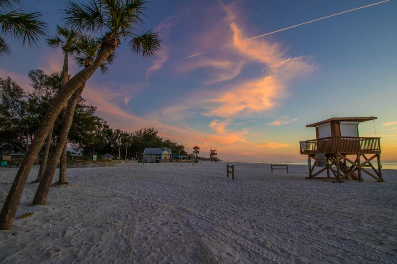 Anna Maria Island Club Unit17s Apartment *