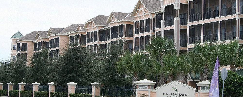 Angela's Palisades - Three Bedroom 406 Apartment *