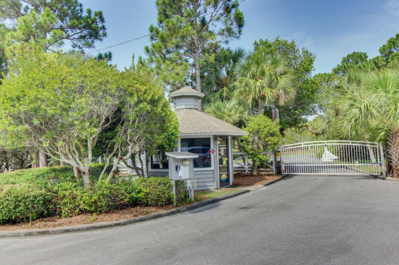 Barrier Dunes Hideaway Oak Grove
