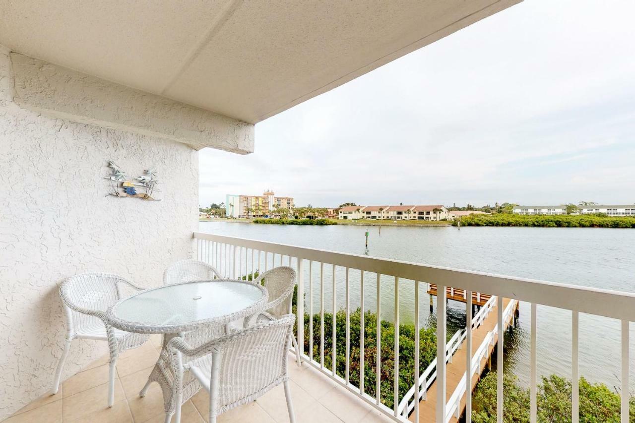 Waterview 205