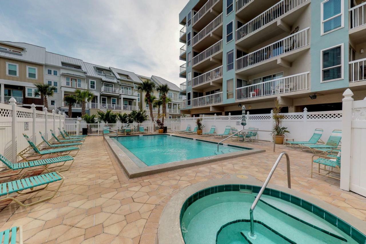 Waterview 205