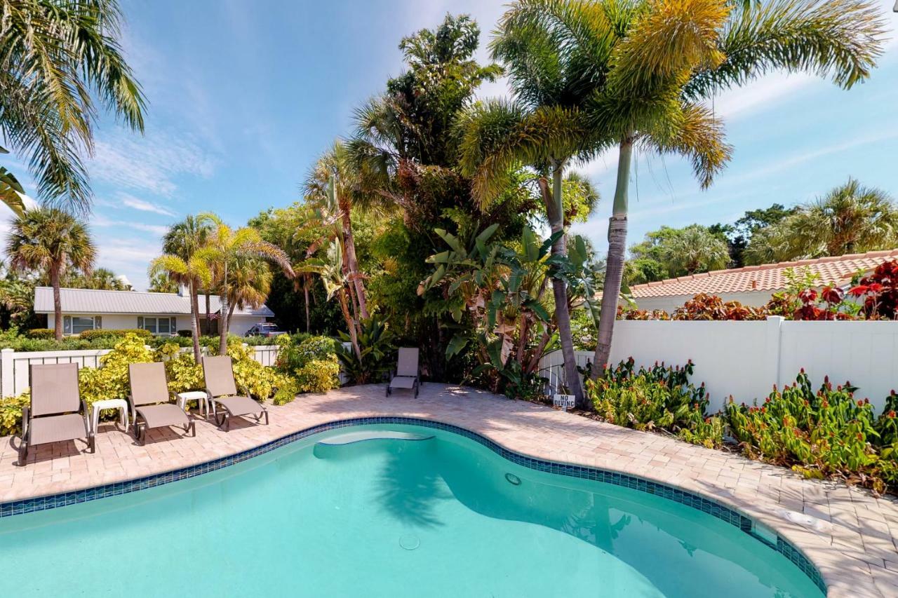 Blue Wave East Villa