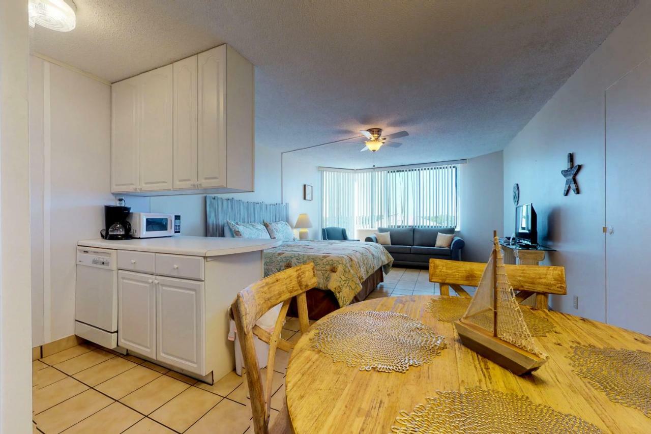 The Top Of The Gulf #606 Apartment *