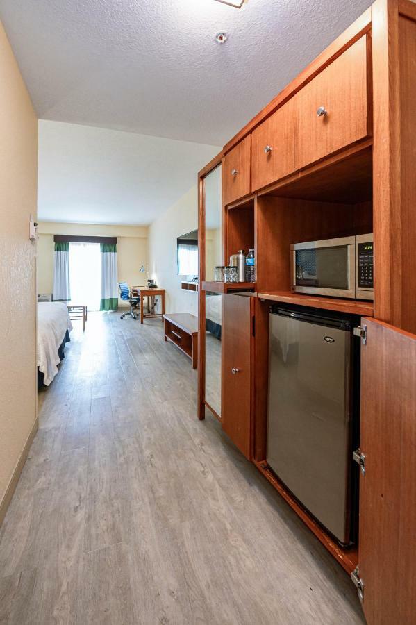 Seven Raceway Hotel 3*