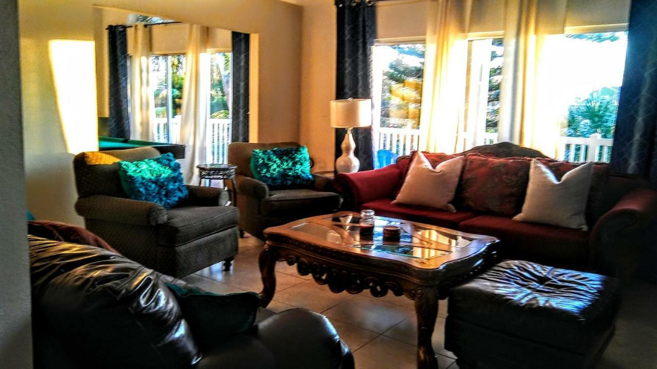 3000 Sq Ft And Bay Apartment St. Pete Beach