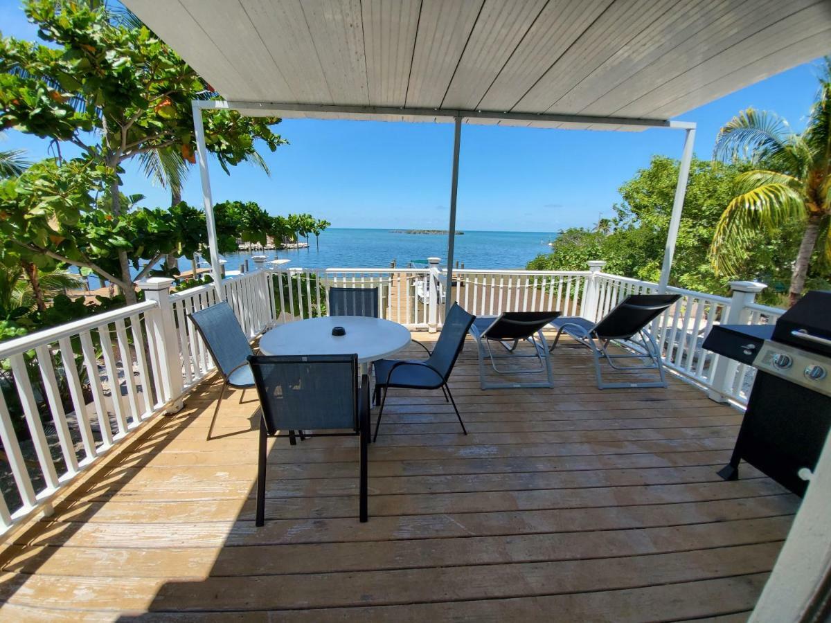 Captain Pip's Marina & Hideaway Resort