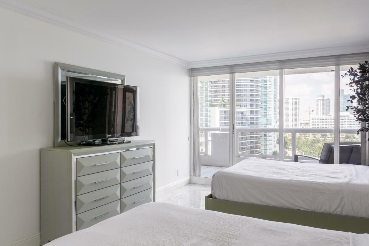 Tranquility On The Bay Apartment Doral