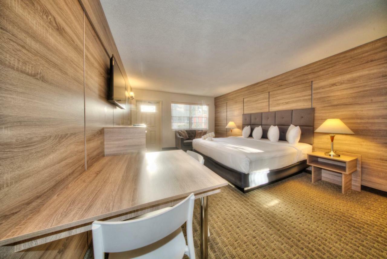 Club Lux By The Hotel