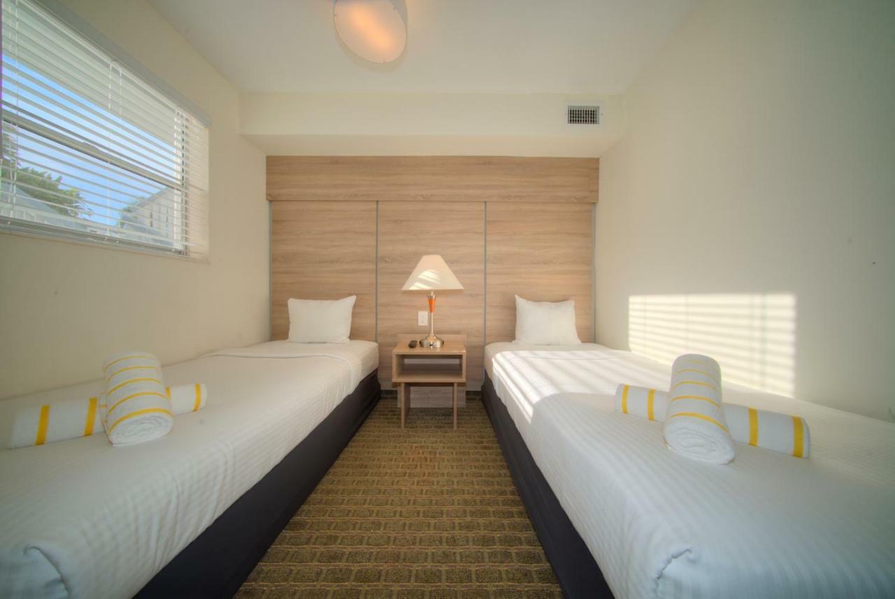 Club Lux By The Hotel Deerfield Beach