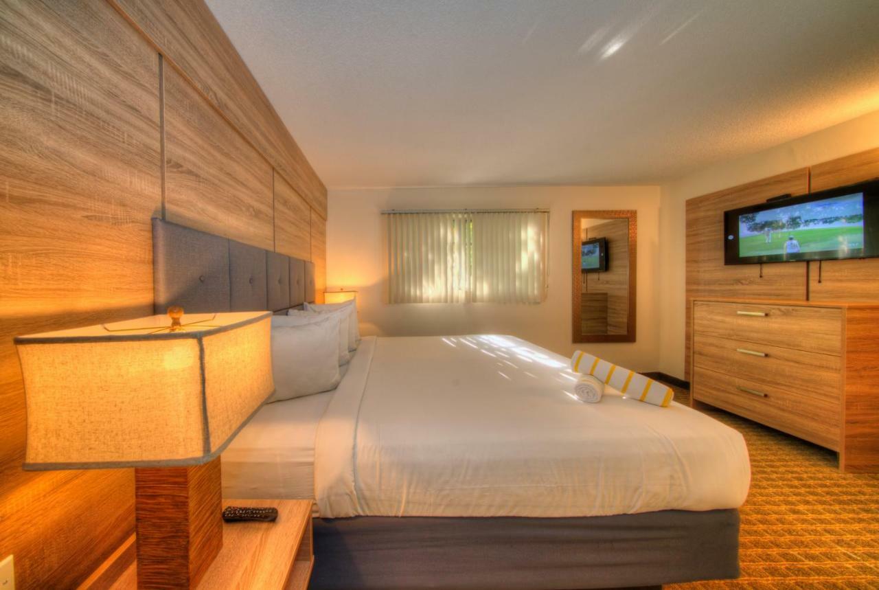 Club Lux By The Hotel 3*