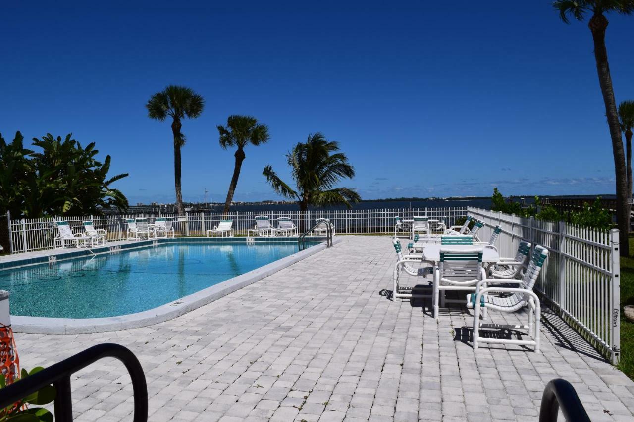 Caribbean Shores Waterfront Hotel 3*
