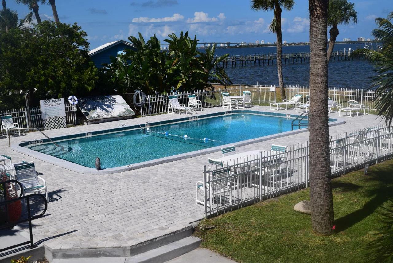 Caribbean Shores Waterfront Hotel 3*