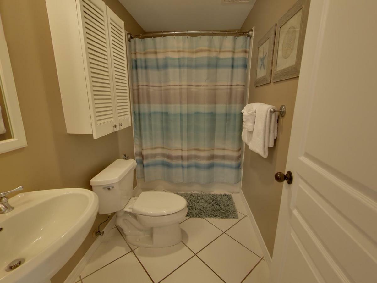 Emerald Isle Aparthotel Pensacola Beach
