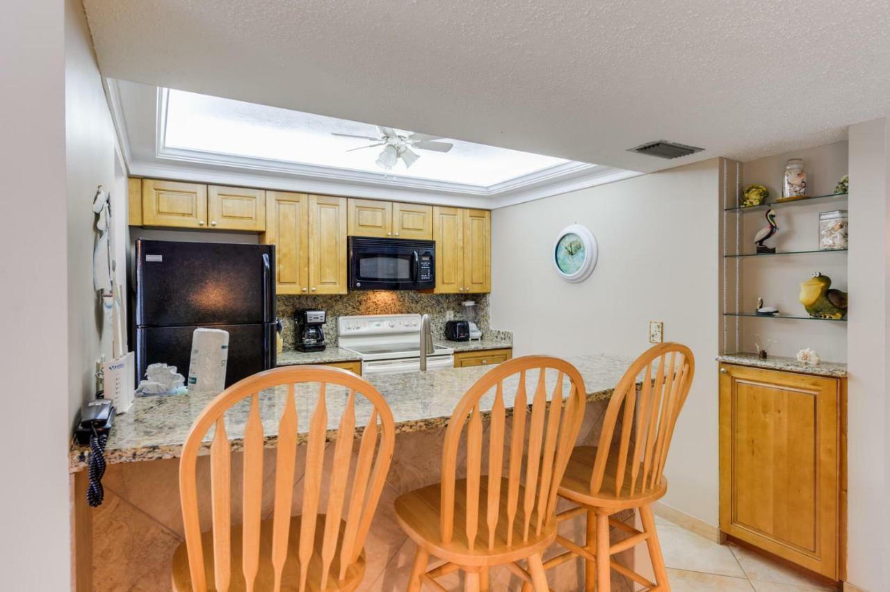 Apartment Siesta On The Beach Unit 405 *