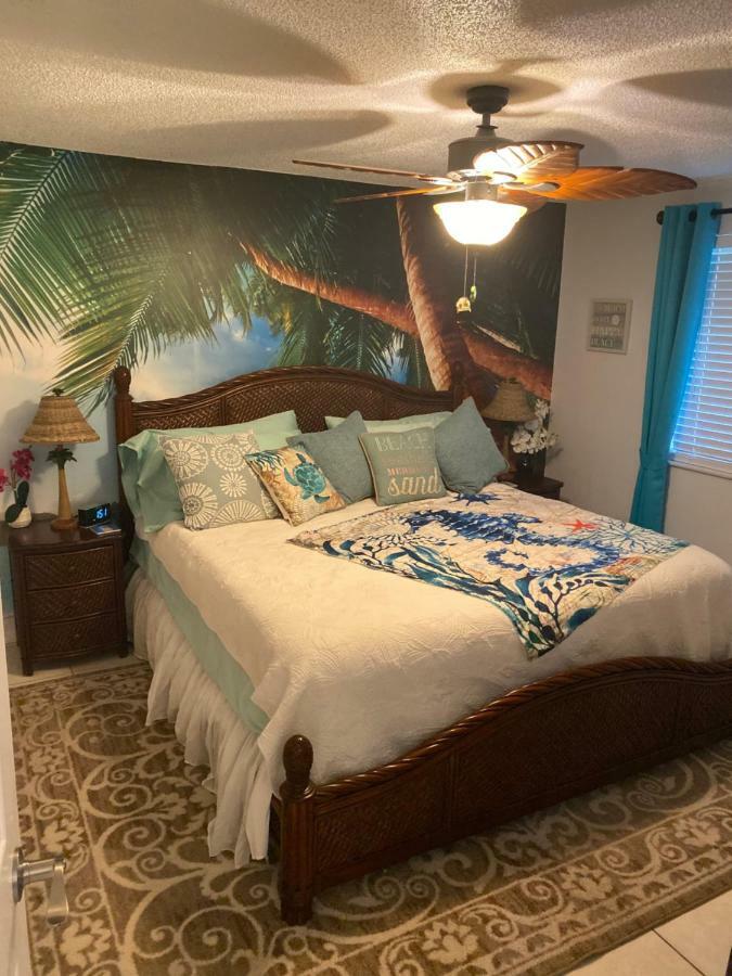 2 Bedroom , 2 Bath , Oldsmar