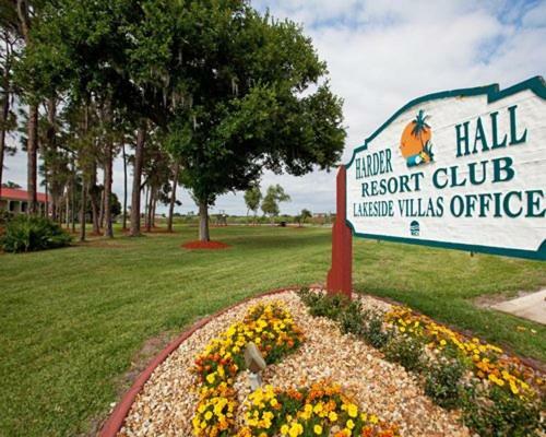 Harder Hall Club Sebring