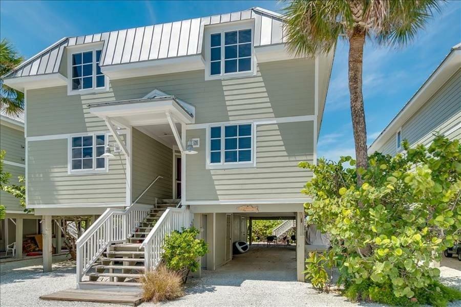 Turtleback 09 Holiday home