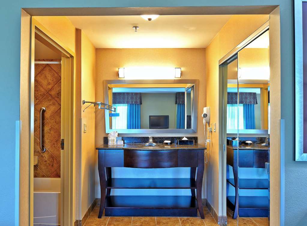 Hampton & Boulevard/mayo Clinic Hotel 3*
