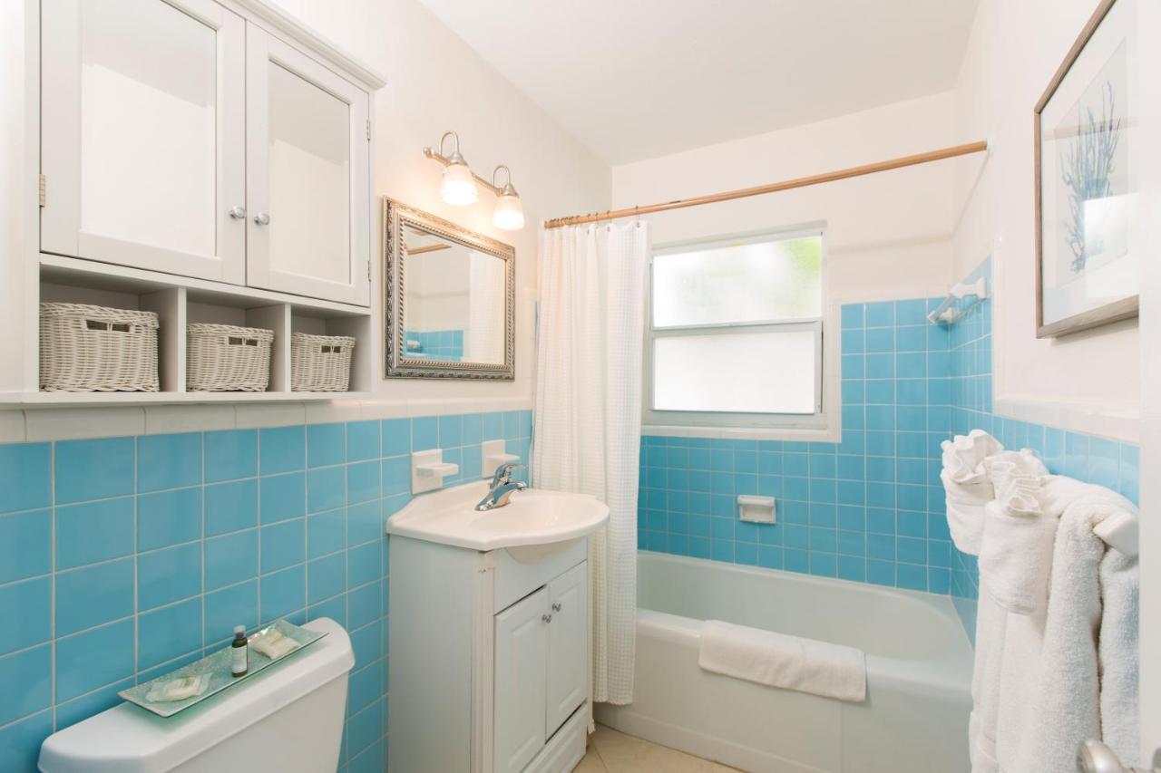 Sunny Shores & Suites