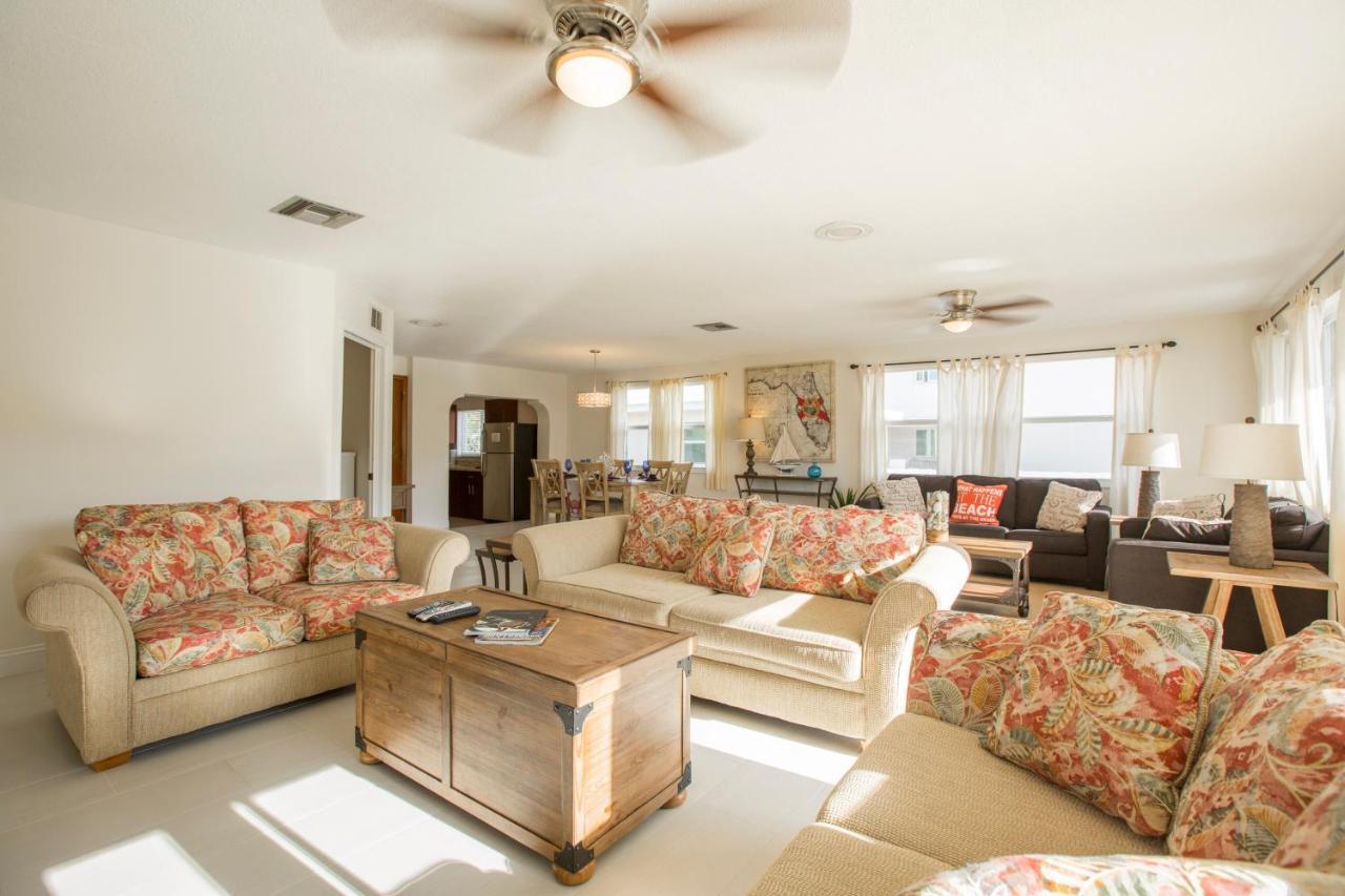 Inn Sunny Shores & Suites