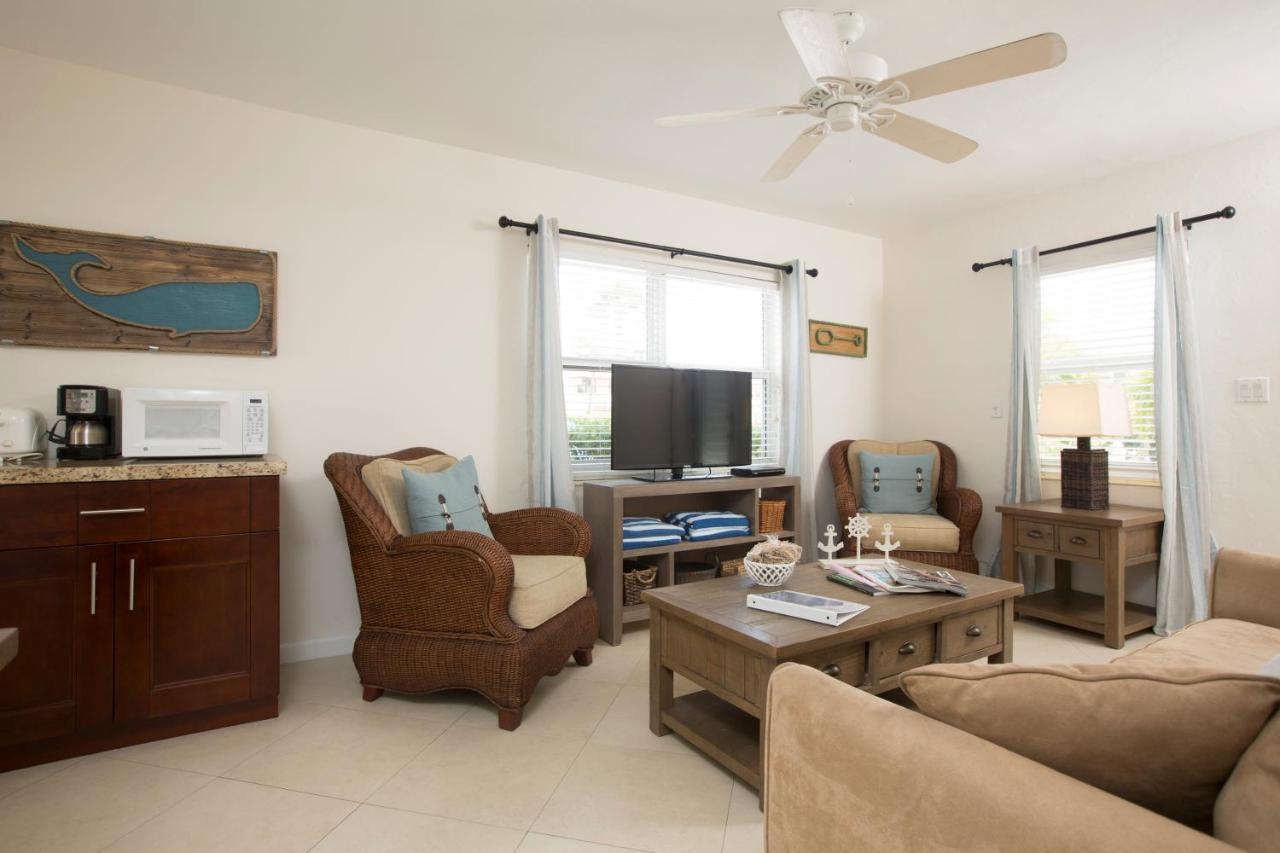 Sunny Shores & Suites