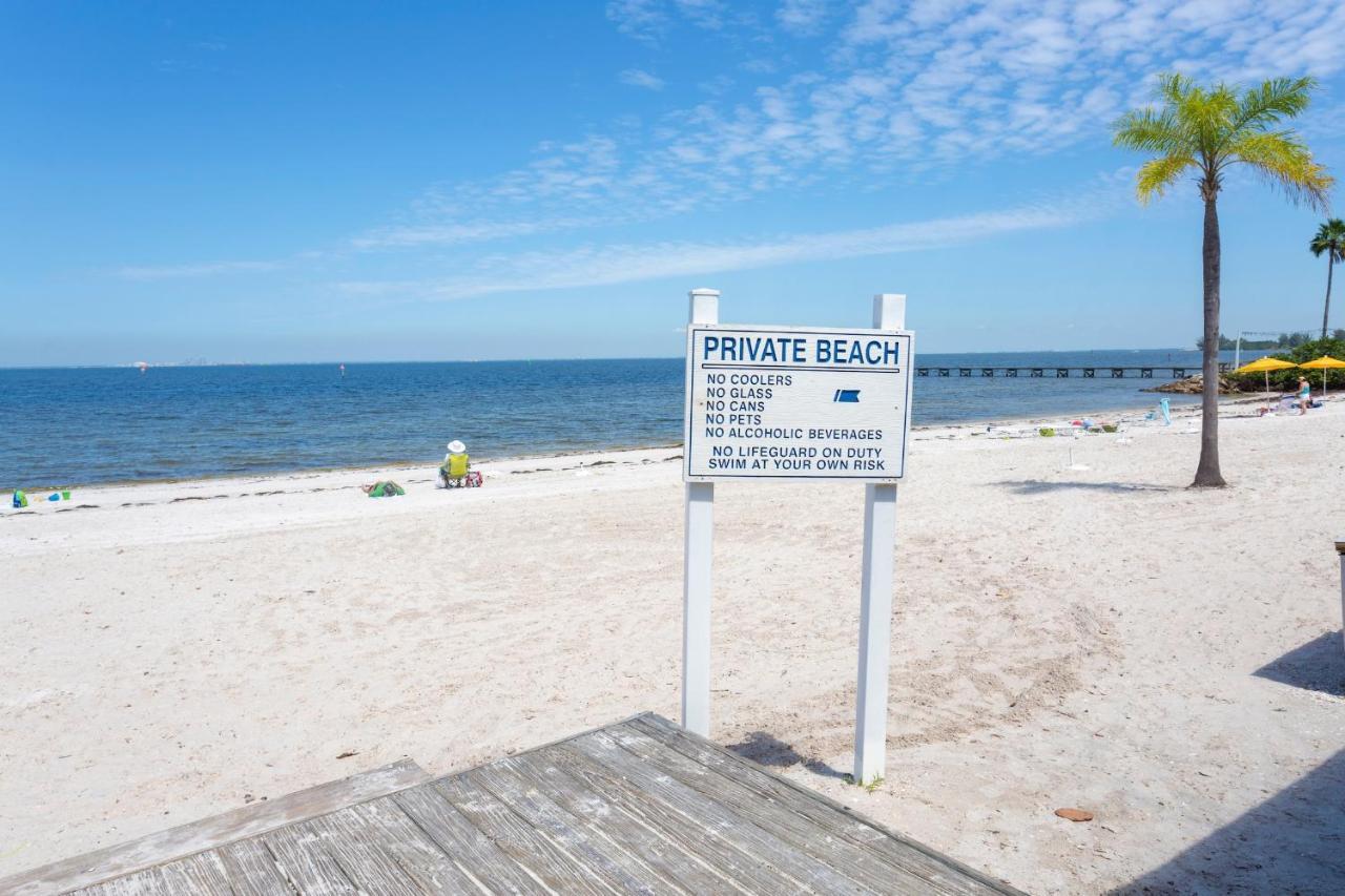 Tampa Bay, Step Away, Wifi, Free Parking,pools, Jacuzzi *