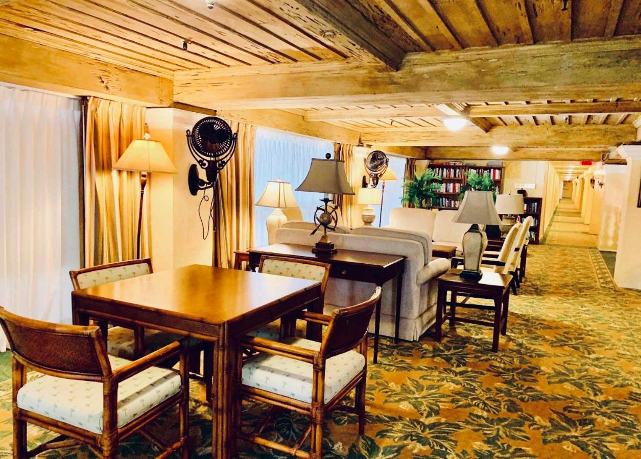 Cozy In The Heart Of The Palm Island - Free Valet Service * Palm Beach