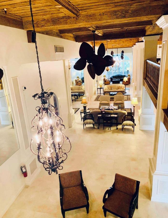Cozy In The Heart Of The Palm Island - Free Valet Service * Palm Beach