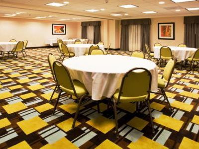 Express & Largo-clearwater By Ihg 2*