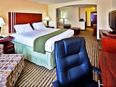 Express & Perry, An Ihg