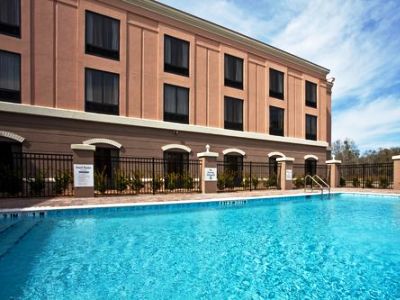 Express & Perry, An Ihg Perry