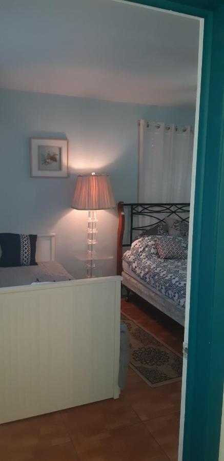 Wow! Private Bungalow Close To Beach Holiday home Dania Beach