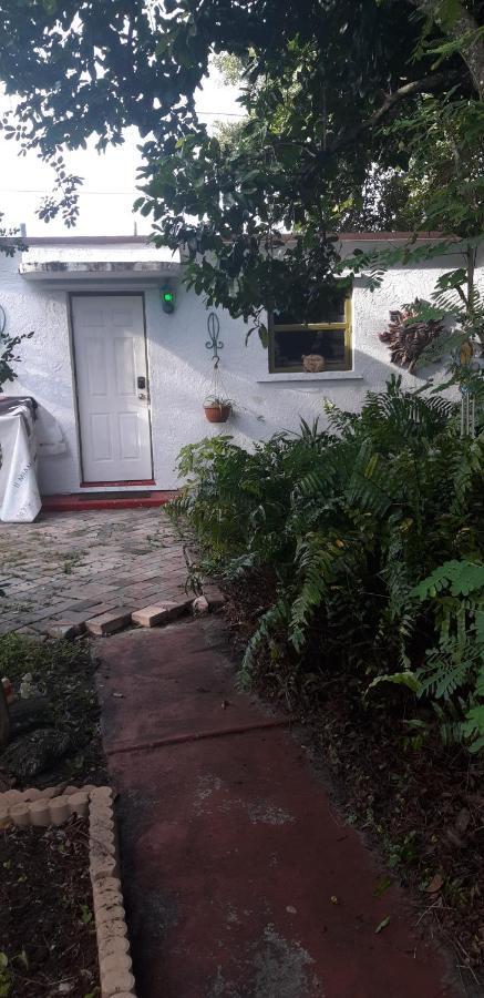 Wow! Private Bungalow Close To Beach Holiday home *