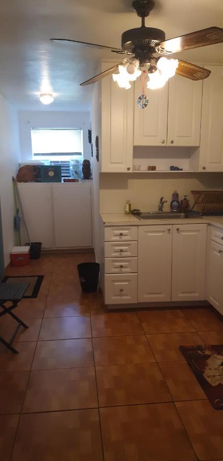 Wow! Private Bungalow Close To Beach * Dania Beach