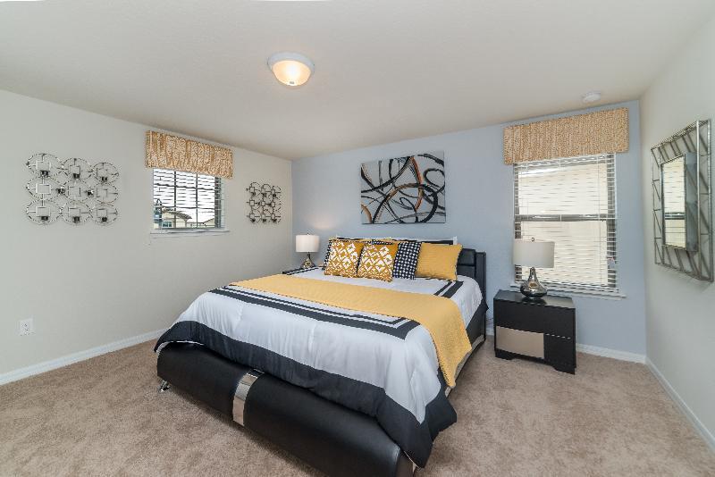 Villa Windsor At Westside