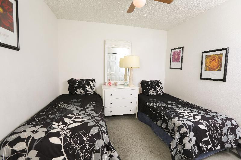 Area Standard Homes * Kissimmee