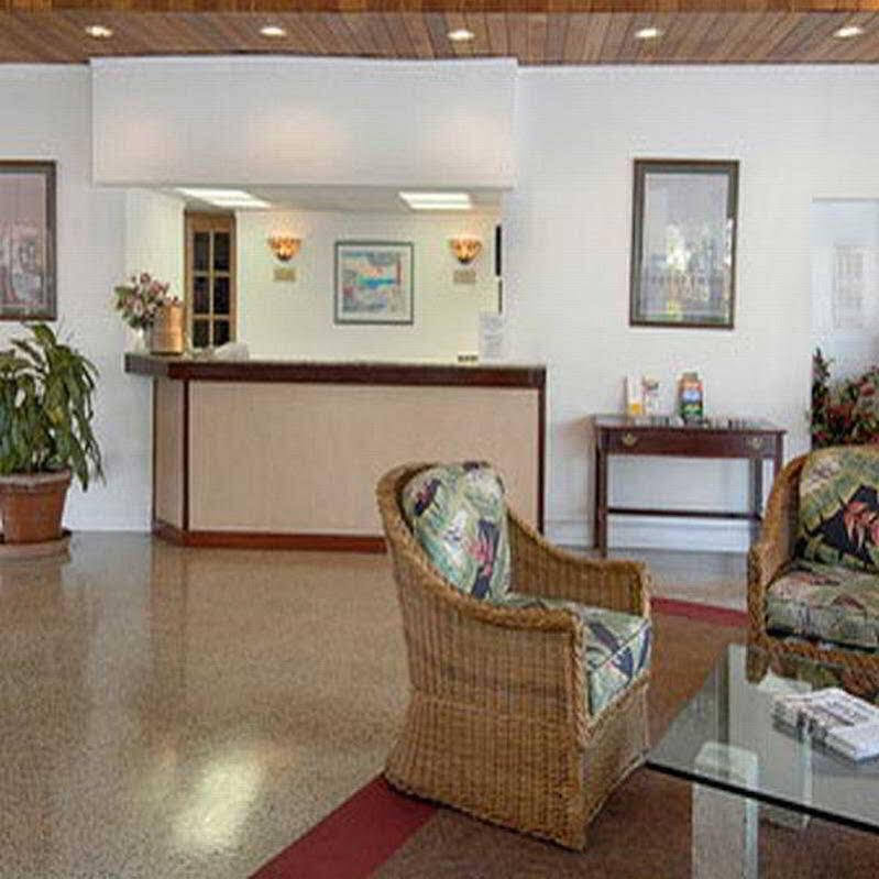 Travelodge Monaco Motel Sunny Isles Beach