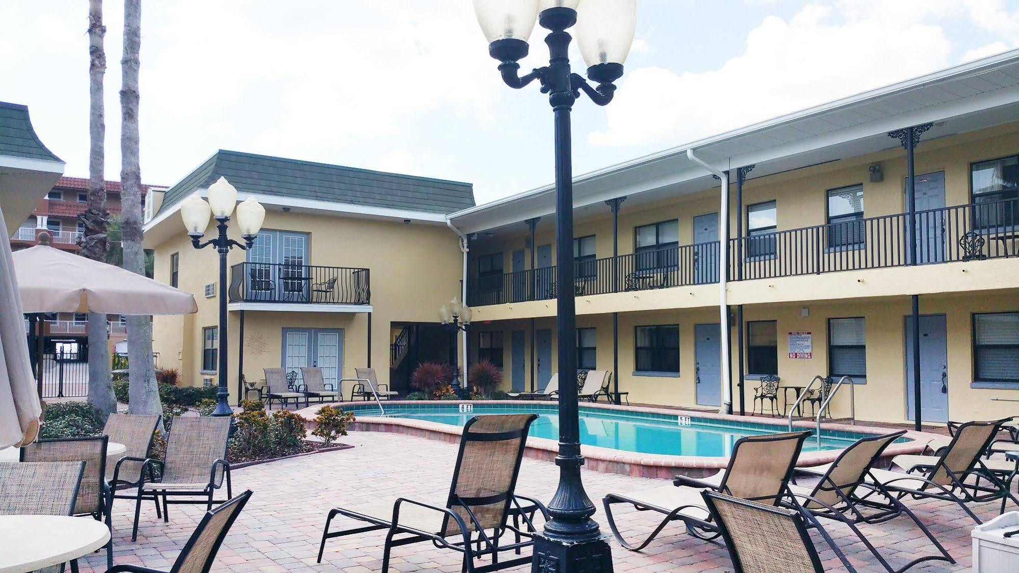 Royal Orleans Unit 113 *