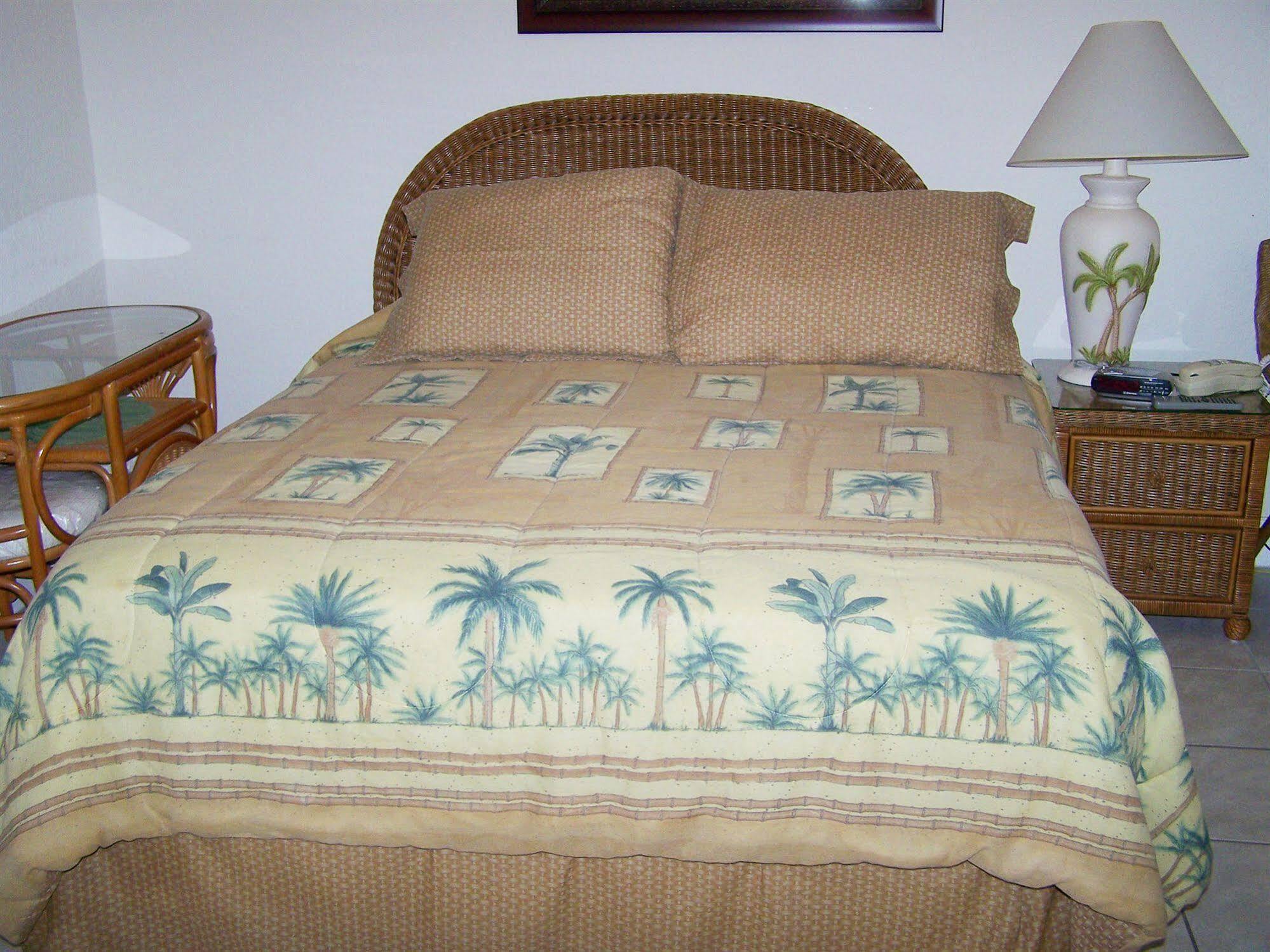 Apartment Royal Orleans Unit 113